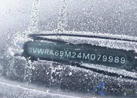 2004 Volkswagen Jetta Gl z USA, uszkodzony, nr VIN 3VWRA69M24M079989